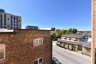 1920 N Farwell Ave, Milwaukee, WI 53202 - Photo 18