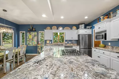 7125  Deerpath Ln, Racine, WI 53185 - Photo 10