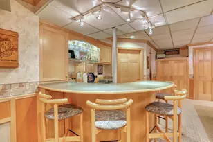 10929 W Hope Ave, Wauwatosa, WI 53222 - Photo 16