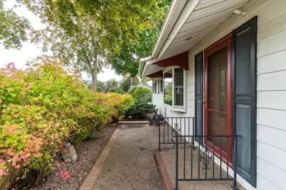 1241  Shorewood Dr, Shelby, WI 54601 - Photo 8