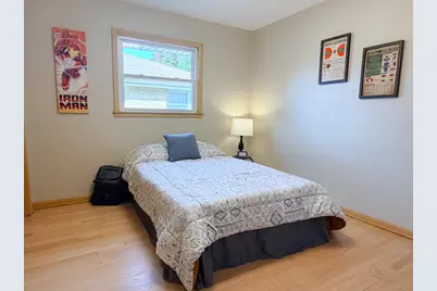 3205 S 70th St, Milwaukee, WI 53219 - Photo 16