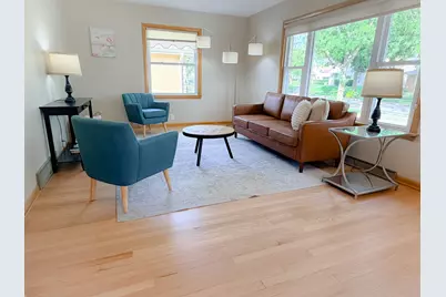 3205 S 70th St, Milwaukee, WI 53219 - Photo 6