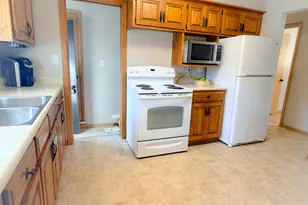 3205 S 70th St, Milwaukee, WI 53219 - Photo 12