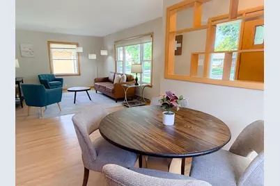 3205 S 70th St, Milwaukee, WI 53219 - Photo 10