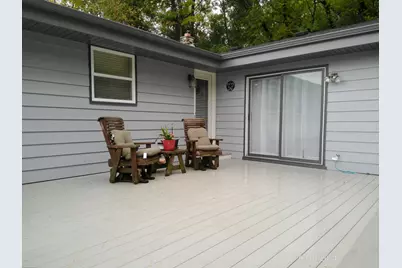 2116  Harris Highland Dr, Waukesha, WI 53188 - Photo 12