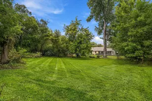 12418 W Meadow Ln, New Berlin, WI 53151 - Photo 26