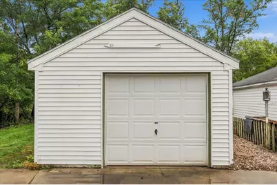 12418 W Meadow Ln, New Berlin, WI 53151 - Photo 22