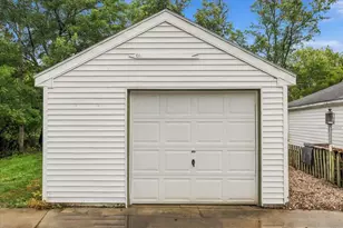 12418 W Meadow Ln, New Berlin, WI 53151 - Photo 22