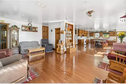 W2360  Kiel Rd, New Holstein, WI 53061 - Photo 4
