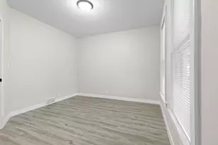 1535 S 31st St, Milwaukee, WI 53215 - Photo 8