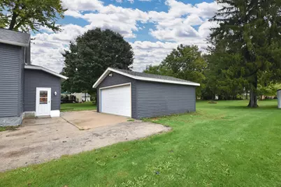 622  Main St, Brownsville, WI 53006 - Photo 36