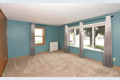 622  Main St, Brownsville, WI 53006 - Photo 14