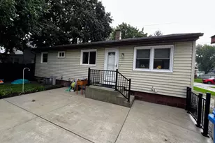 210 N Monroe St, Watertown, WI 53094 - Photo 24