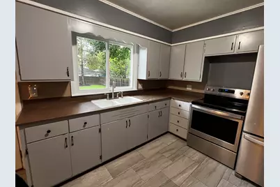 210 N Monroe St, Watertown, WI 53094 - Photo 4