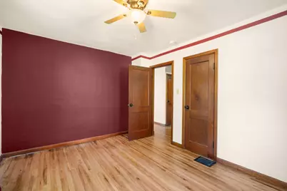 517  Cedar St, Hartford, WI 53027 - Photo 10