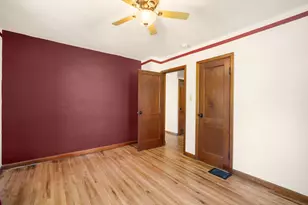 517 Cedar St, Hartford, WI 53027 - Photo 10