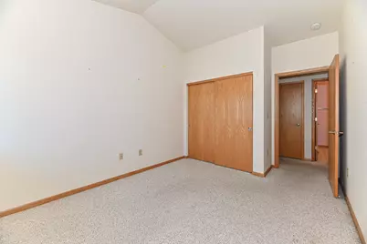 2211 N University Dr #Unit 4, Waukesha, WI 53188 - Photo 26