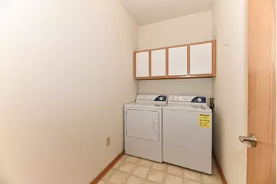 2211 N University Dr #Unit 4, Waukesha, WI 53188 - Photo 28