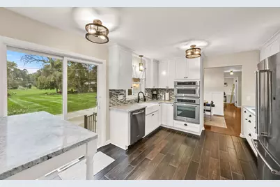 3035  Pilgrim Rd, Brookfield, WI 53005 - Photo 12