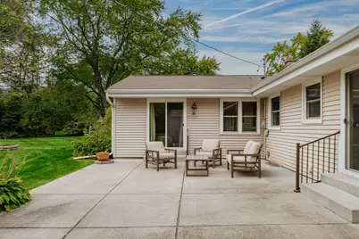3035  Pilgrim Rd, Brookfield, WI 53005 - Photo 16