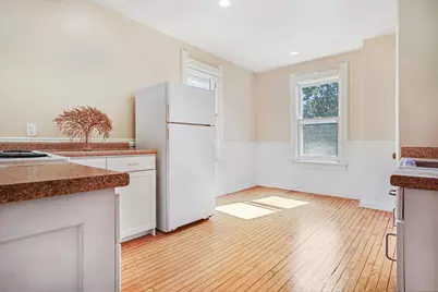 1021 E Pearson St, Milwaukee, WI 53202 - Photo 16