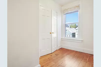 1021 E Pearson St, Milwaukee, WI 53202 - Photo 22
