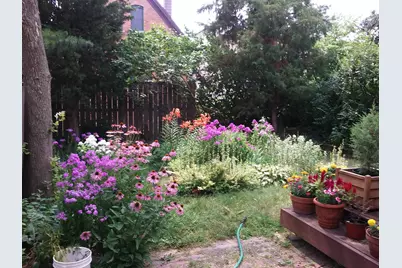 1021 E Pearson St, Milwaukee, WI 53202 - Photo 32