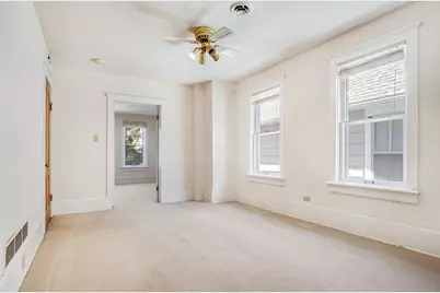 1021 E Pearson St, Milwaukee, WI 53202 - Photo 18