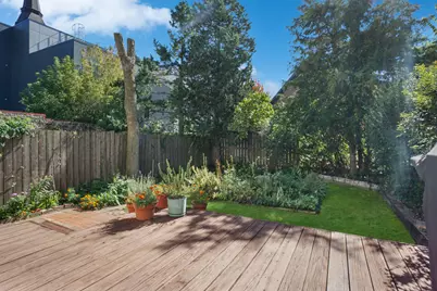 1021 E Pearson St, Milwaukee, WI 53202 - Photo 30