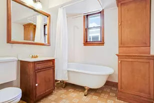 1021 E Pearson St, Milwaukee, WI 53202 - Photo 20