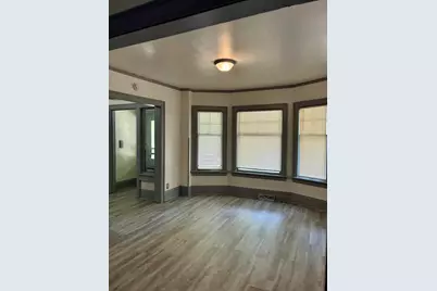 2541 N 38th St #Lower, Milwaukee, WI 53210 - Photo 2