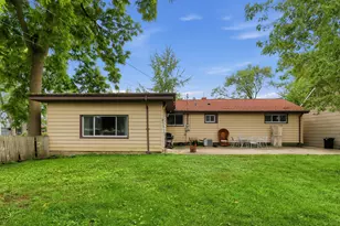 24908 69th St, Paddock Lake, WI 53168 - Photo 28
