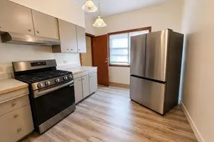 2225 Geneva St, Racine, WI 53402 - Photo 4