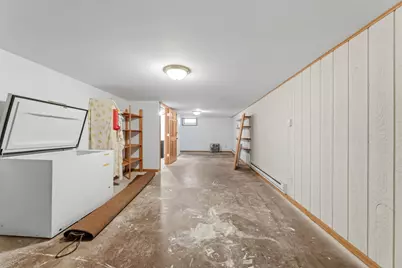 823  East St, Caledonia, MN 55921 - Photo 10