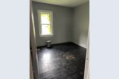 3940 N 19th Pl, Milwaukee, WI 53206 - Photo 4