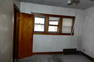 2418 W Hope Ave, Milwaukee, WI 53209 - Photo 4