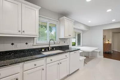 3428 S 119th St, West Allis, WI 53227 - Photo 18