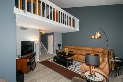 2130 W Good Hope Rd #12, Glendale, WI 53209 - Photo 6