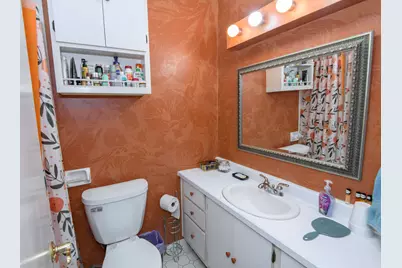 2130 W Good Hope Rd #12, Glendale, WI 53209 - Photo 22