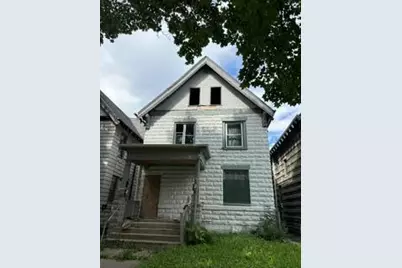3322 W Juneau Ave, Milwaukee, WI 53208 - Photo 1