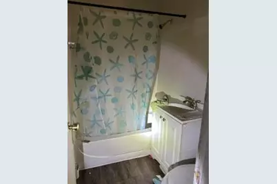 2468 N 38th St, Milwaukee, WI 53210 - Photo 10