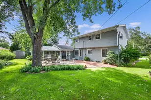 N89W17151 Highland Ct, Menomonee Falls, WI 53051 - Photo 38