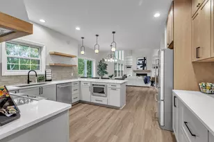 3205 Limerick Ln, Sheboygan, WI 53083 - Photo 12