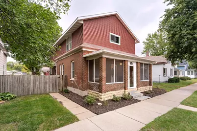 1317  Farnam St, La Crosse, WI 54601 - Photo 2