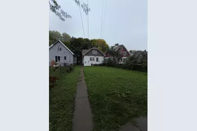 3930 N 24th Pl, Milwaukee, WI 53206 - Photo 34