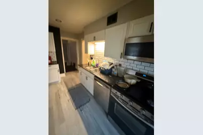 3930 N 24th Pl, Milwaukee, WI 53206 - Photo 12