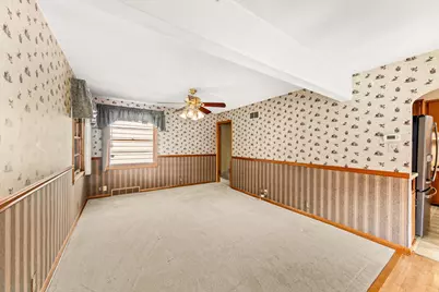 1972 S 90th St, West Allis, WI 53227 - Photo 6