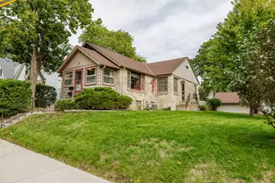 1972 S 90th St, West Allis, WI 53227 - Photo 38