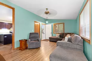 5417 41st St, Kenosha, WI 53144 - Photo 10