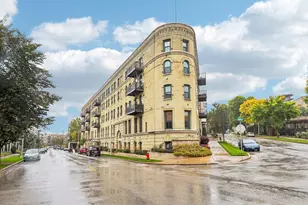 1818 N Water St, Milwaukee, WI 53202 - Photo 1